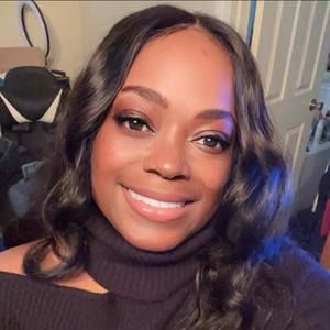 Meet your Posher, Dana